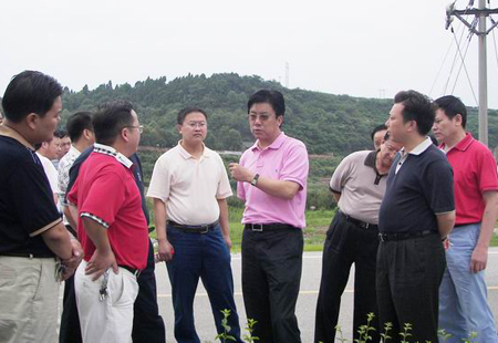 市委副书记,代市长马华调研宝轮镇城市建设和产业发展