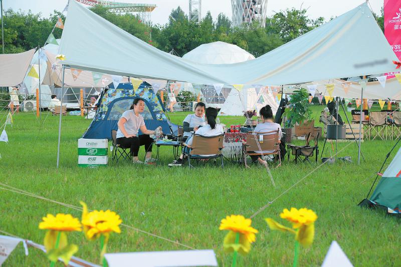 2022四川首届露营季在德阳举行 一场草坪盛宴激发文旅市场新活力「相关图片」