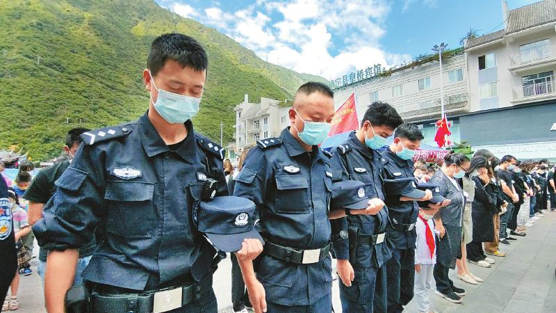 总有一些瞬间让人铭记「相关图片」