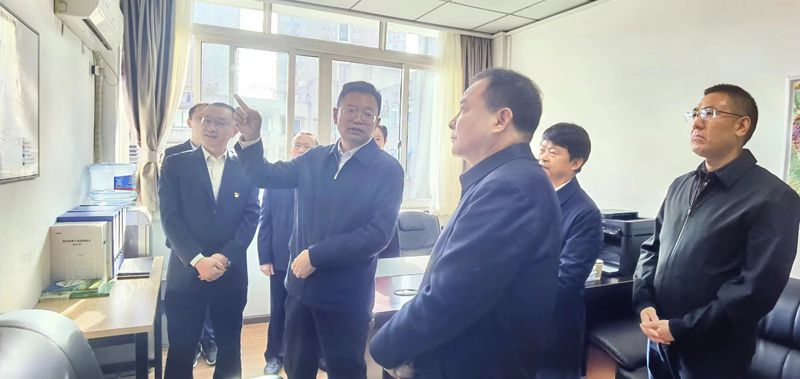 段毅君调研林业草原工作时强调 统筹推进生态保护生态发展生态安全 为建设人与自然和谐共生的美丽四川贡献更大林草力量「相关图片」