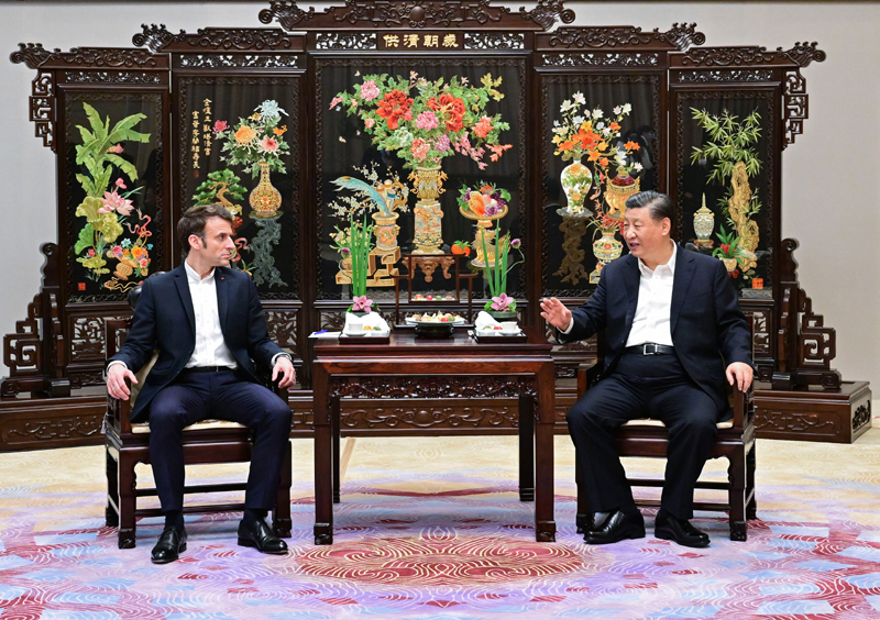 习近平同法国总统马克龙在广州非正式会晤「相关图片」