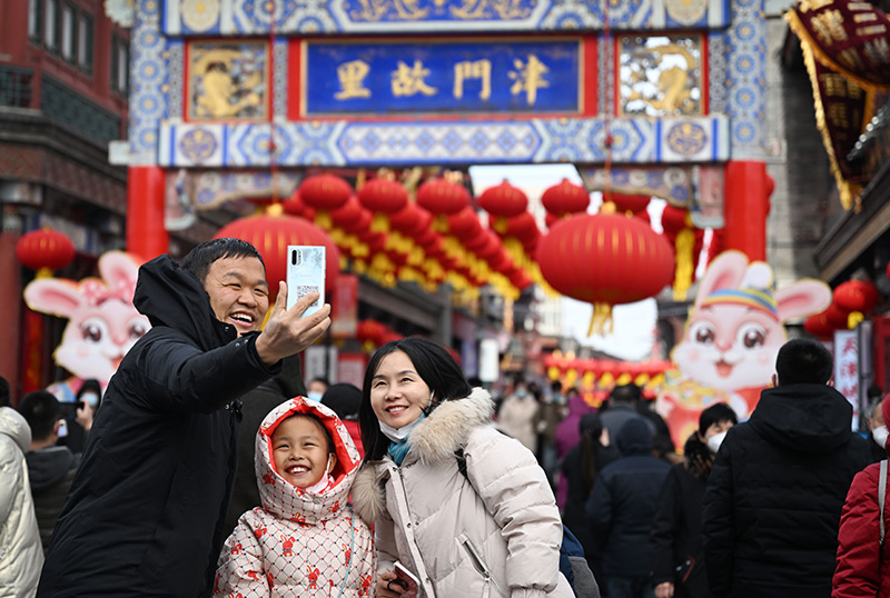 牢牢把握高质量发展这个首要任务 ——以习近平同志为核心的党中央引领中国经济稳中求进开新局「相关图片」