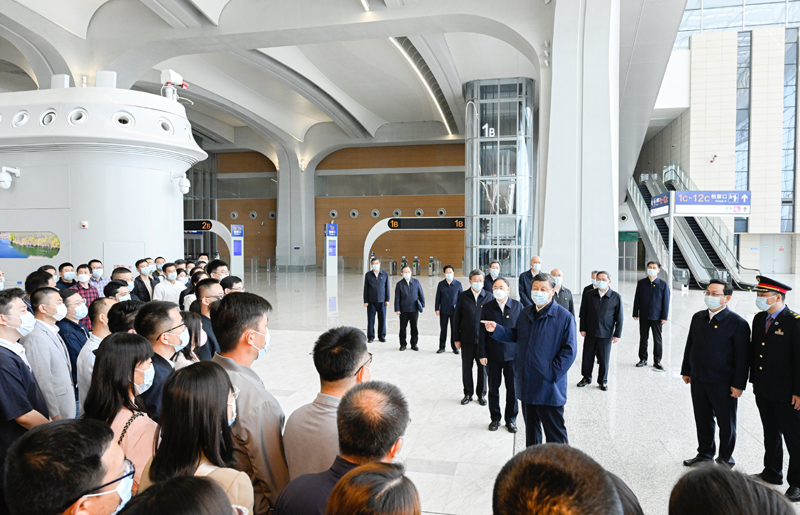 习近平在河北雄安新区考察并主持召开高标准高质量推进雄安新区建设座谈会时强调 坚定信心保持定力 稳扎稳打善作善成 推动雄安新区建设不断取得新进展 李强蔡奇丁薛祥陪同考察并出席座谈会「相关图片」