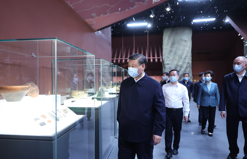 习近平在文化传承发展座谈会上强调 担负起新的文化使命 努力建设中华民族现代文明 蔡奇主持「相关图片」