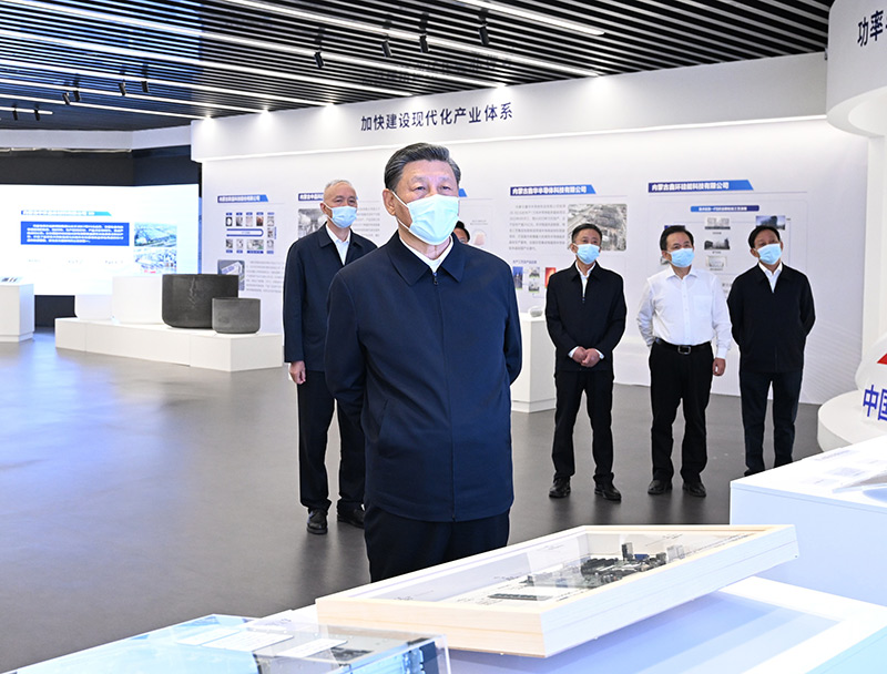 习近平在内蒙古考察时强调 把握战略定位坚持绿色发展 奋力书写中国式现代化内蒙古新篇章 蔡奇陪同考察「相关图片」