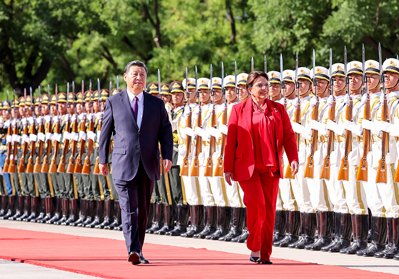 习近平同洪都拉斯总统卡斯特罗举行会谈「相关图片」