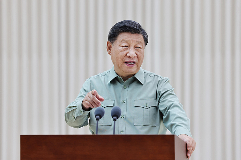 习近平在视察78集团军时强调 创新集团军建设管理和作战运用方式 全面提高部队备战打仗能力「相关图片」