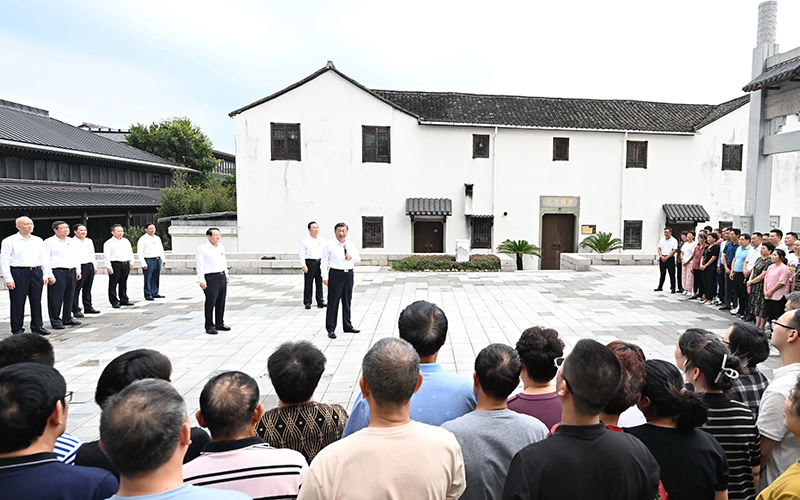 习近平在浙江考察时强调 始终干在实处走在前列勇立潮头 奋力谱写中国式现代化浙江新篇章 返京途中在山东枣庄考察 蔡奇陪同考察「相关图片」