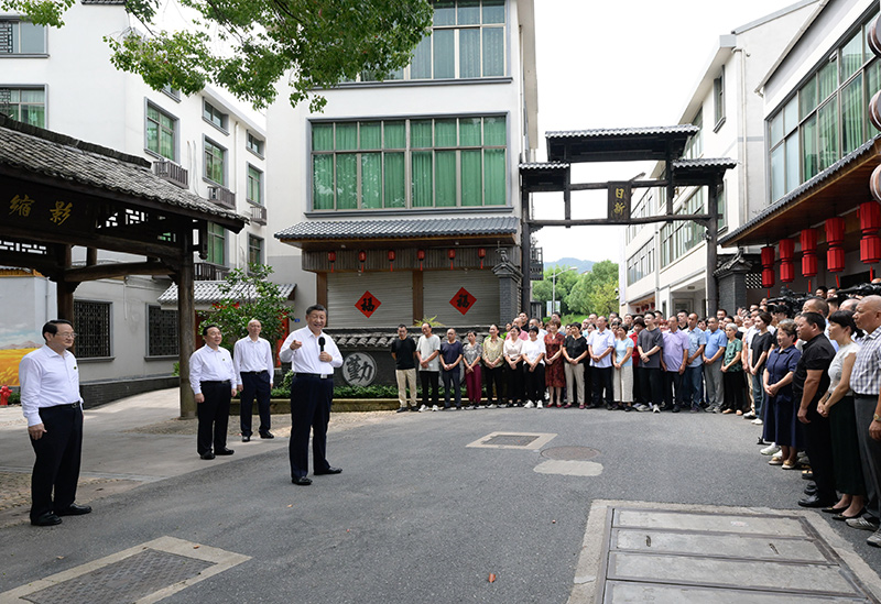 习近平在浙江考察时强调 始终干在实处走在前列勇立潮头 奋力谱写中国式现代化浙江新篇章 返京途中在山东枣庄考察 蔡奇陪同考察「相关图片」