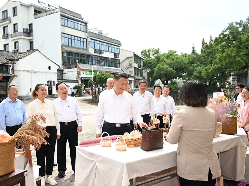 习近平在浙江考察时强调 始终干在实处走在前列勇立潮头 奋力谱写中国式现代化浙江新篇章 返京途中在山东枣庄考察 蔡奇陪同考察「相关图片」