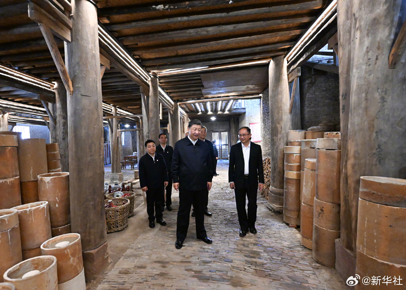 习近平在江西景德镇市、上饶市考察调研「相关图片」