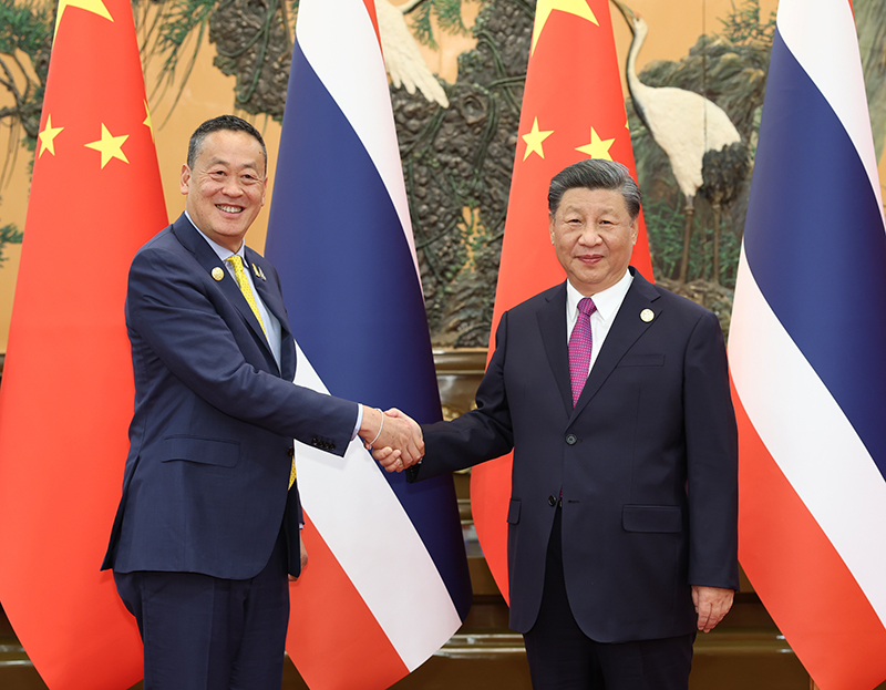 习近平会见泰国总理赛塔「相关图片」