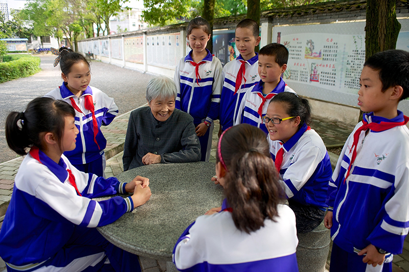 巾帼之花绽放新时代——以习近平同志为核心的党中央引领推动妇女事业发展纪实「相关图片」