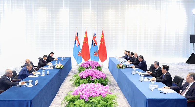 习近平会见斐济总理兰布卡「相关图片」