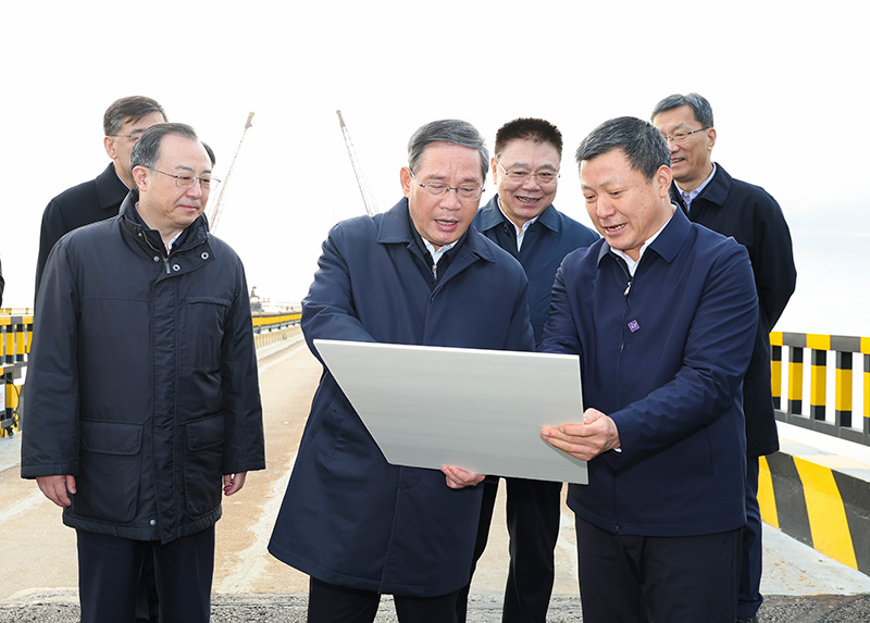 李强在湖北调研时强调 以只争朝夕奋发有为的精神状态 推动今年经济工作开好局起好步「相关图片」