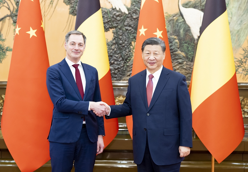 习近平会见比利时首相德克罗「相关图片」