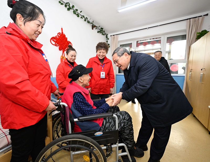 李强在山西看望慰问基层干部群众「相关图片」