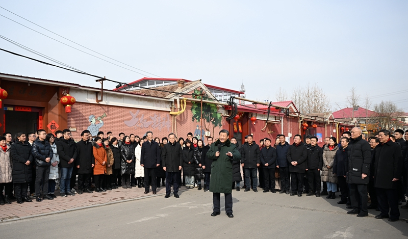 习近平春节前夕赴天津看望慰问基层干部群众 向全国各族人民致以美好的新春祝福 祝各族人民幸福安康 祝伟大祖国繁荣昌盛 蔡奇陪同考察「相关图片」